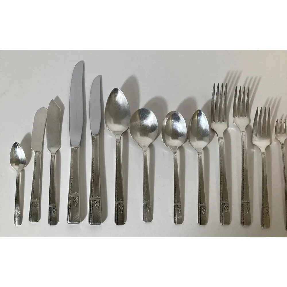 1- 13 Piece 40s Oneida Prestige Grenoble Flatware Place Setting‎